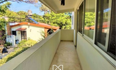 Casa y Terreno en Venta Cuernavaca Calz. de los Estrada ,Vista Hermosa