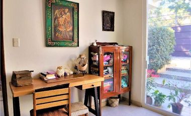 Casa y Terreno en Venta Cuernavaca Calz. de los Estrada ,Vista Hermosa