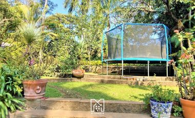Casa y Terreno en Venta Cuernavaca Calz. de los Estrada ,Vista Hermosa