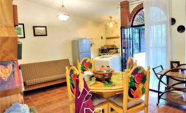 Casa y Terreno en Venta Cuernavaca Calz. de los Estrada ,Vista Hermosa