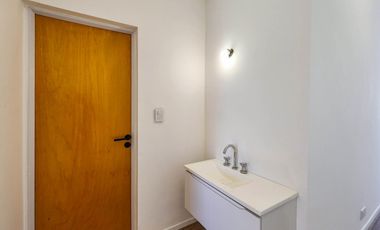 Casa de 2 dormitorios con jardín y parrilla de oportunidad