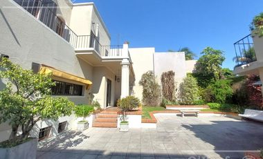 Casa Histórica en Venta en Quilmes 5 ambientes, residencial exclusivo!