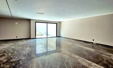 Magnífica Casa a estrenar en Bosques de las Lomas en calle  cerrada