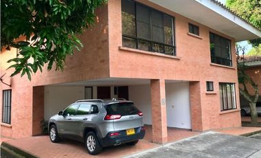 Casa campestre en condominio para la venta en Cerritos, Pereira!!!