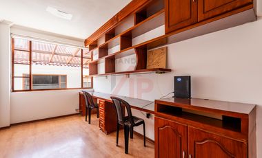 HERMOSO DEPARTAMENTO AMOBLADO EN RENTA CHALLUABAMBA CUENCA