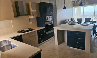 VENTA DE APARTAMENTO EN LAS UVAS, EXCELENTE UBICACIÓN Y PRECIO