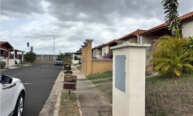 LA CHORRERA / COSTA VERDE / ARBOLEDAS / 180 M2 / 3 HABITACION / GARITA