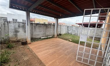 LA CHORRERA / COSTA VERDE / ARBOLEDAS / 180 M2 / 3 HABITACION / GARITA