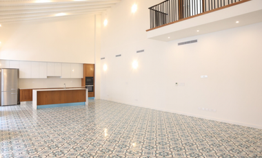 Casa en Avenida A de Sagrada Familia en Casco Viejo