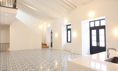 Casa en Avenida A de Sagrada Familia en Casco Viejo