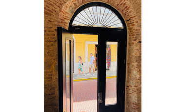 Casa en Avenida A de Sagrada Familia en Casco Viejo