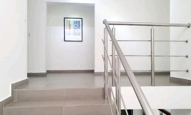 CASA DUPLEX EN OBARRIO REMODELADA 500M2 USO RESIDENCIAL / COMERCIAL