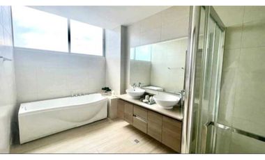 PENTHOUSE EN COSTA DEL ESTE PH MAUI 3REC 3.5B 276M2 A ESTRENAR