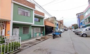 SMP CASA COMO TERRENO CERCA DE AVENIDA PERÚ