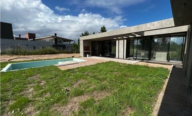 POSITIVE HOUSE XIII - NAYADES- PINAMAR