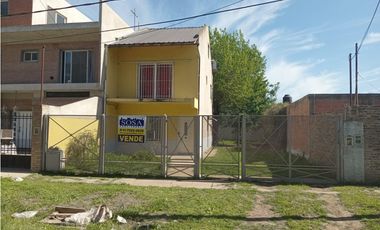 CASA EN PONTEVEDRA Calle: De Los Franceses Nº 3371