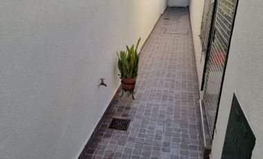 Casa PH en venta en Ramos Mejia Sur