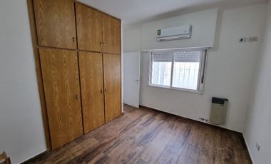 Casa PH en venta en Ramos Mejia Sur