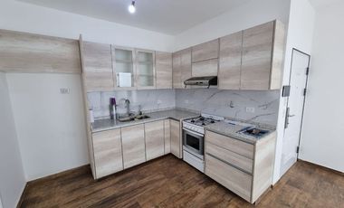 Casa PH en venta en Ramos Mejia Sur