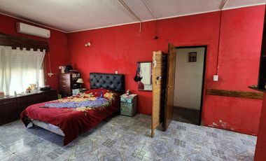 Casa en venta en Burzaco Este