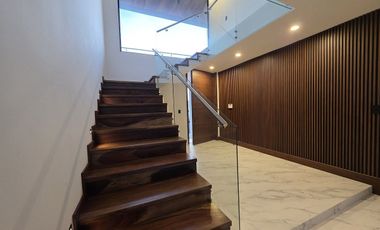 Casa en VENTA de LUJO CON ALBERCA Fraccionamiento PLAYAS DEL CONCHAL