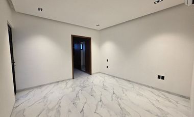 Casa en VENTA de LUJO CON ALBERCA Fraccionamiento PLAYAS DEL CONCHAL