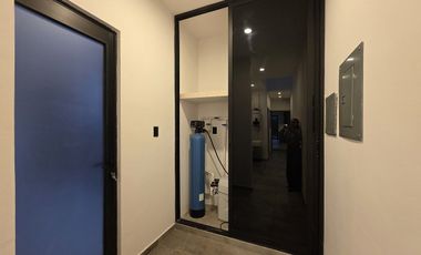 Casa en VENTA de LUJO CON ALBERCA Fraccionamiento PLAYAS DEL CONCHAL