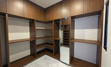 Casa en VENTA de LUJO CON ALBERCA Fraccionamiento PLAYAS DEL CONCHAL