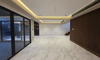 Casa en VENTA de LUJO CON ALBERCA Fraccionamiento PLAYAS DEL CONCHAL