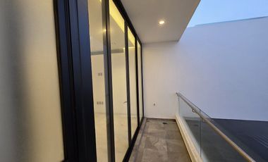 Casa en VENTA de LUJO CON ALBERCA Fraccionamiento PLAYAS DEL CONCHAL