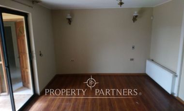 En arriendo amplia casa comercial sector Inés de Suarez