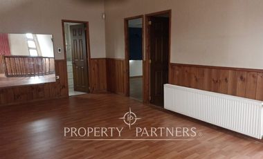 En arriendo amplia casa comercial sector Inés de Suarez