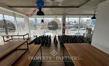 En arriendo excelente local comercial