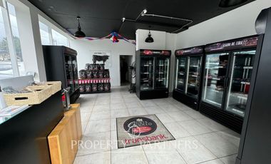 En arriendo excelente local comercial