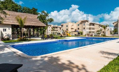 casa de 2 recámaras y 3 baños en renta en playa del carmen en real amalfi con seguridad 24hrs y casa club con gimnasio