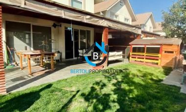 VENDE  CASA EN BUIN