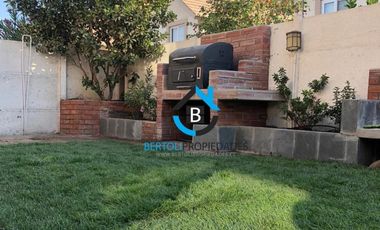 VENDE  CASA EN BUIN