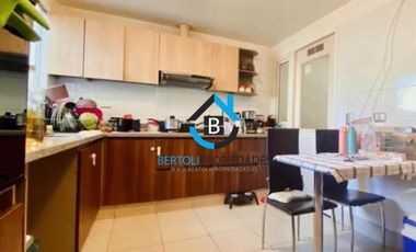 VENDE  CASA EN BUIN