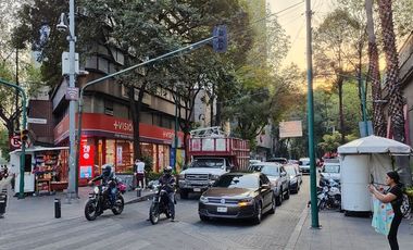 Insurgentes Sur / San Rafael