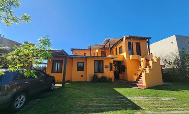 Casa en alquiler temporal - San Benito - Villanueva