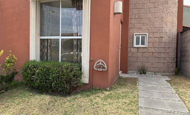 CASA EN VENTA EN HACIENDA DE LAS FUENTES CALIMAYA