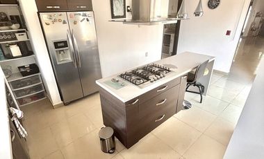 Casa en Bosque Esmeralda, Atizapán