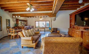 CASA EN VENTA FRACCIONAMIENTO TABACHINES