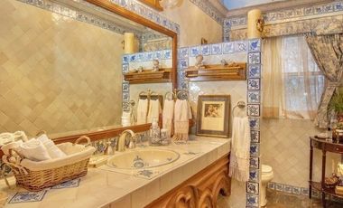 CASA EN VENTA FRACCIONAMIENTO TABACHINES