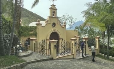 Venta dos casas en terreno 18660 m2,  Zona Carretera Nacional , El Barro , N.L.