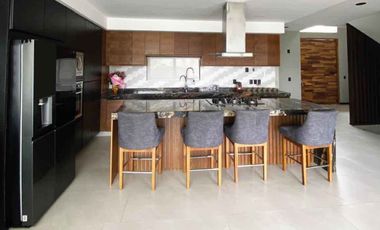 CASA AMUEBLADA EN RENTA EN LINDAVISTA TRES MARIAS, MORELIA