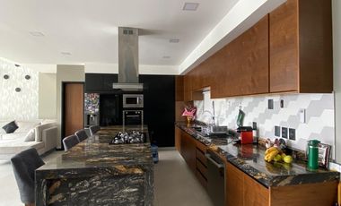 CASA AMUEBLADA EN RENTA EN LINDAVISTA TRES MARIAS, MORELIA