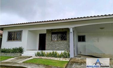 Alquilo espectacular casa amoblada en Los Algarrobos, Dolega
