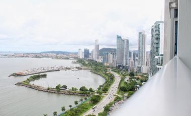 SE ALQUILA APRTAMENTO EN AVENIDA BALBOA