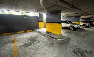 OFICINA 100M2 TOTALMENTE EQUIPADO OFFICE ONE AMOBLADA EN OBARRIO YL